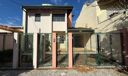 Casa à venda com 254,53 m², 3 quartos 2 vagas em Taquaral, Campinas
