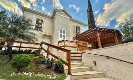 Casa em Condomínio para aluguel com 250 m², 3 quartos 4 vagas em Vila Faustina II, Valinhos