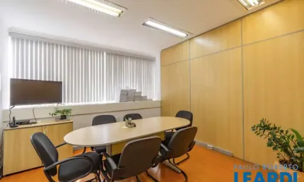 Sala comercial à venda no Brooklin, São Paulo 