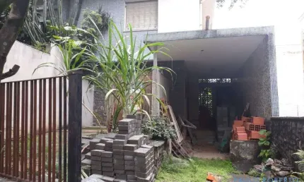 Casa com 3 quartos para alugar na Vila Madalena, São Paulo 