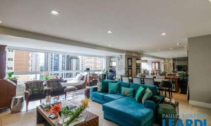 Apartamento com 2 quartos para alugar no Itaim Bibi, São Paulo 