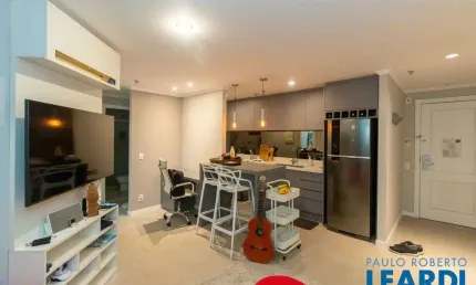 Apartamento com 2 quartos para alugar na Vila Olímpia, São Paulo 