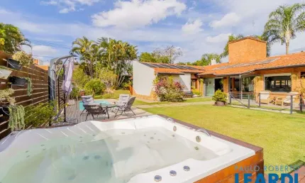 Casa em condomínio fechado com 6 quartos à venda no Tanque, Atibaia 