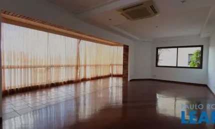 Apartamento com 4 quartos para alugar no Brooklin, São Paulo 