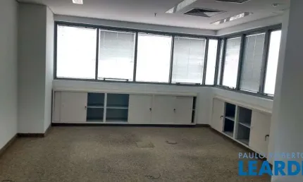 Sala comercial à venda em Pinheiros, São Paulo 