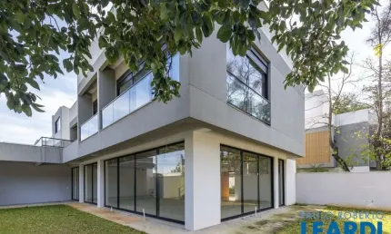 Casa em condomínio fechado com 4 quartos à venda no Alto da Boa Vista, São Paulo 