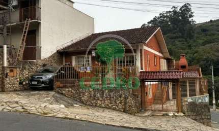 Casa com 2 quartos à venda na Rua da Gruta, 63, Cascata, Porto Alegre por R$ 420.000