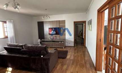 Linda Casa à Venda no Centro de Araçoiaba da Serra - SP