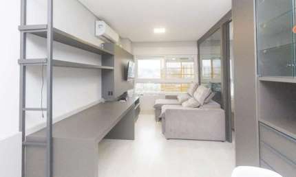 Apartamento com 1 quarto para alugar na Avenida Ipiranga, 8355, Partenon, Porto Alegre por R$ 2.900