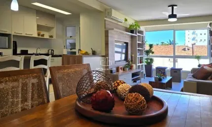 Apartamento com 3 quartos à venda na Rua Eça de Queiroz, 194, Petrópolis, Porto Alegre por R$ 865.000