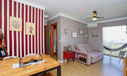 Apartamento com 2 quartos à venda na Rua Abram Goldsztein, 446, Jardim Carvalho, Porto Alegre por R$ 350.000