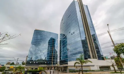 Ponto comercial para alugar na Avenida Senador Tarso Dutra, 565, Petrópolis, Porto Alegre por R$ 13.232