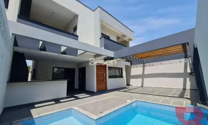 SOBRADO NOVO 03 SUÍTES E PISCINA - EXCELENTE PADRÃO DE ACABAMENTO, LOCALIZADO NO BALN. RAINHA DO MAR