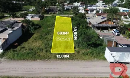 LINDO TERRENO  NO BAIRRO CONTINENTAL,  BALNEÁRIO NASCIMENTO, RUA 1790, COM  693,00m² , 370 METROS DO MAR.