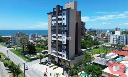 APARTAMENTO  COM VISTA PARA O MAR, MOBILIADO, COM EXCELENTE LOCALIZAÇÃO!
