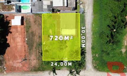 CASA COM DOIS TERRENOS TOTAL DE 720,00 M² NA BARRA DO SAI, 500 METROS DO MAR
