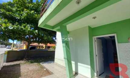 APARTAMENTO PERTO DO MAR POR APENAS R$ 298.000,00, 02 QUARTOS, ESPAÇO DE TERRENO.