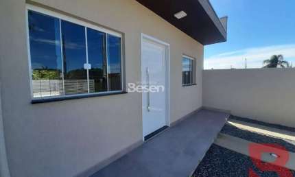 OPORTUNIDADE CASA NOVA, PROXIMO AO MAR, REGIÃO EM DESENVOLVIMETO.