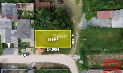 EXCELENTE OPÇÃO DE TERRENO SEM VEGETAÇÃO, COM 336,00 M²,  NA RUA (1990) COQUEIROS, REGIÃO EM PLENO DESENVOLVIMENTO.
