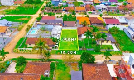 OPORTUNIDADE! TERRENO LIMPO NA BARRA DO SAÍ - APENAS 500M DO MAR, COM 360,00m²