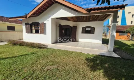 Excelente Oportunidade – Casa com Terreno Anexo de 360m² no Balneário Cambijú