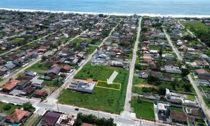 Terreno à venda na Rua 300 Santa Catarina, 618, Barra do Sai, Itapoá