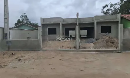 Excelnte imóvel com 96,00 m² de area construido no balneário rainha do mar