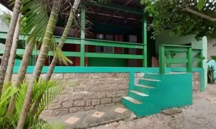 Casa à venda em Florianópolis, Ingleses do Rio Vermelho, com 2 quartos, com 220 m²