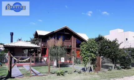 Casa à venda em Florianópolis, São João do Rio Vermelho, com 3 quartos, com 125 m²