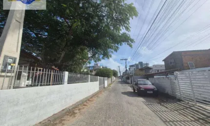 Casa à venda em Florianópolis, Ingleses do Rio Vermelho, com 2 quartos, com 48 m²