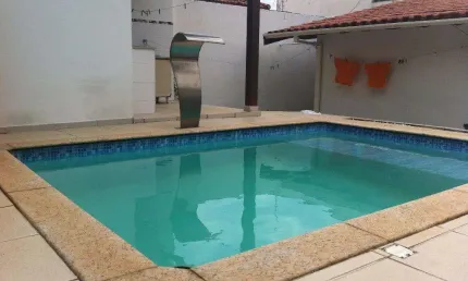 Casa com 3 dormitórios à venda, 190 m² por R$ 780.000,00 - Jardim América - Bauru/SP