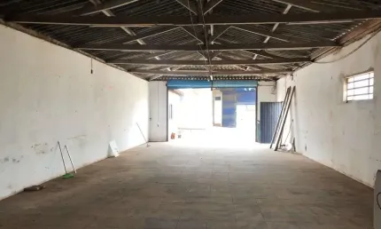 Barracão, 120 m² - venda por R$ 300.000,00 ou aluguel por R$ 1.900,00/mês - Vila Lemos - Bauru/SP