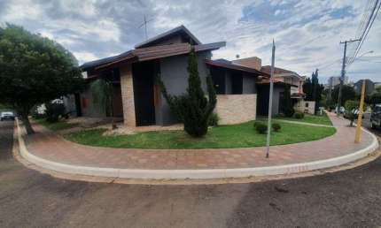 Casa com 3 dormitórios à venda, 290 m² por R$ 2.200.000,00 - Residencial Villaggio - Bauru/SP