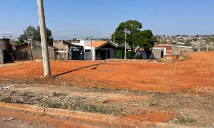 Terreno comercial à venda no Parque Santa Edwiges, Bauru 