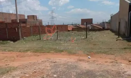 Terreno à venda no Jardim Ivone, Bauru 