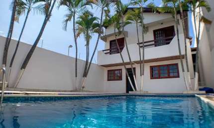 Sobrado com 3 dormitórios à venda, 252 m² por R$ 980.000,00 - Jardim Estoril IV - Bauru/SP