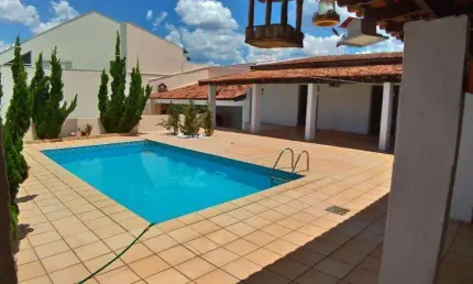 Casa com 3 quartos à venda na Vila Cardia, Bauru 