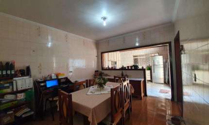 Casa à venda, 196 m² por R$ 320.000,00 - Vila Perroca - Bauru/SP