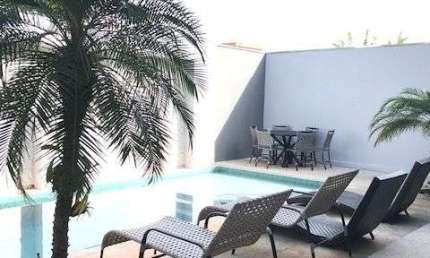 Casa com 2 suítes, preparada para transformar em 4 suítes - Vila Santa Clara - Bauru/SP