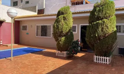 Casa com 4 dormitórios à venda, 309 m² por R$ 850.000,00 - Novo Jardim Pagani - Bauru/SP