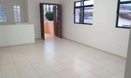 Casa com 3 quartos para alugar na Rua Nosso Senhor Bom Jesus dos Passos, Macuco, Santos, 90 m2 por R$ 3.700