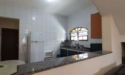 Casa com 3 quartos à venda na Rua Silviria de Souza Mello, Balneário Itaguaí, Mongaguá, 125 m2 por R$ 360.000