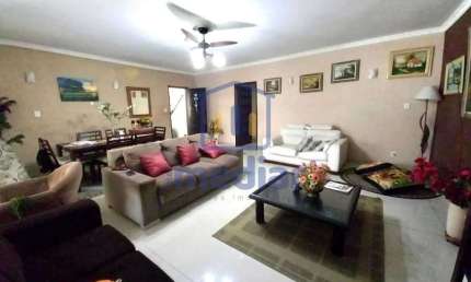 Casa com 3 quartos para alugar na Rua Venâncio José Lisboa, Ponta da Praia, Santos, 213 m2 por R$ 5.900