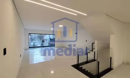 Casa com 3 quartos à venda na Rua Oswaldo Cochrane, Embaré, Santos, 280 m2 por R$ 2.180.000
