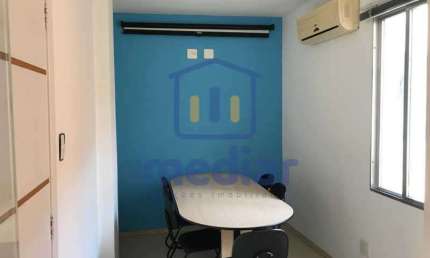 Sala comercial para alugar na Avenida Ana Costa, Gonzaga, Santos, 28 m2 por R$ 2.200