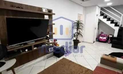 Casa com 3 quartos à venda na Rua Dona Anita Costa, Vila Voturua, São Vicente, 126 m2 por R$ 468.000