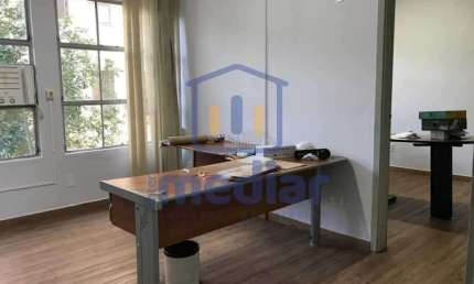 Sala comercial para alugar na Rua Doutor Adhemar de Figueiredo Lira, Centro, Santos, 54 m2 por R$ 1.700