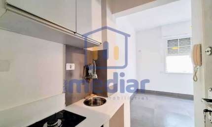 Kitnet / Stúdio para alugar na Avenida Doutor Epitácio Pessoa, Embaré, Santos, 19 m2 por R$ 2.000