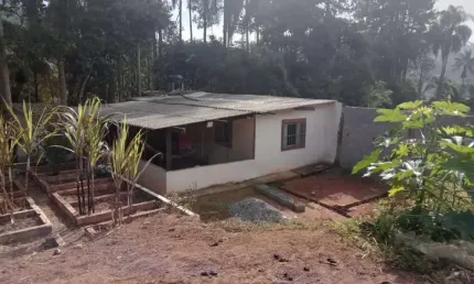 Chácara / sítio com 1 quarto à venda no Centro, Embu-Guaçu  por R$ 350.000