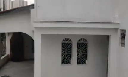 Casa com 2 quartos à venda na Rua Pequim, Centro, Diadema, 211 m2 por R$ 300.000